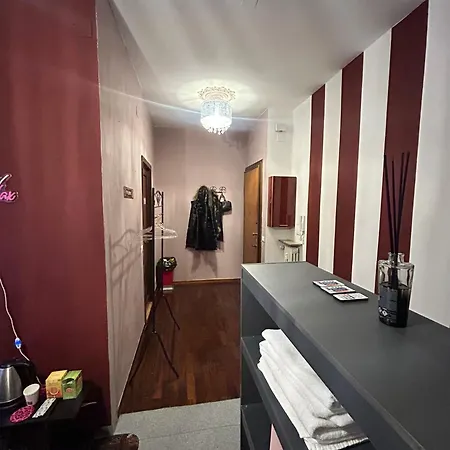 Spa Suite Parma Гостьовий будинок *